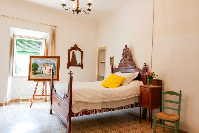 Masia Sant Pere de Ribes for Sell 14 min 768x512