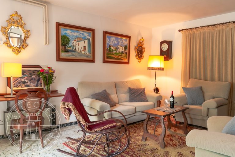 Masia Sant Pere de Ribes for Sell 5 min 768x512