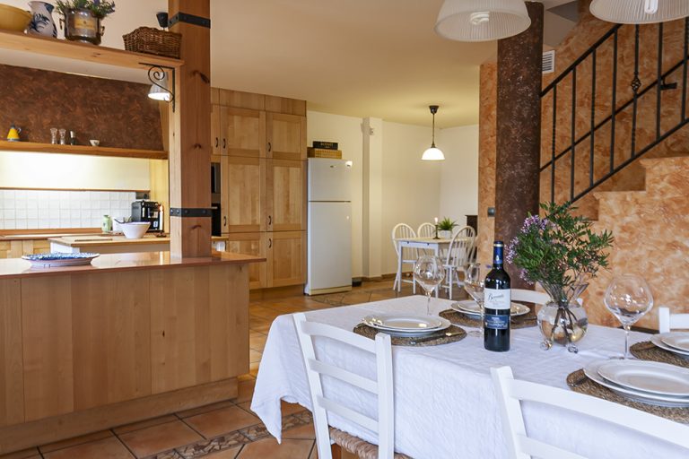 CASA CALIFORNIA COCINA 1000pxl IMG 1615 768x512