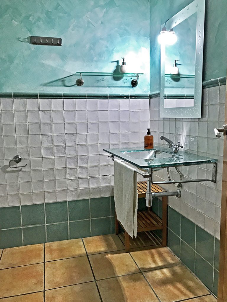 CASA CALIFORNIA GREEN BATHROOM E0293 768x1023