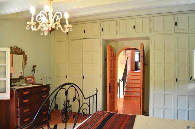 GUNYOLES DSC 0799 min 768x508