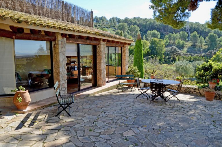 GUNYOLES DSC 1002 min 768x509