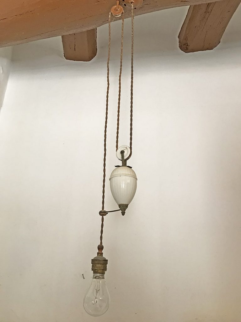 MASIA LA BISBAL DETALLE1 min 1 768x1024