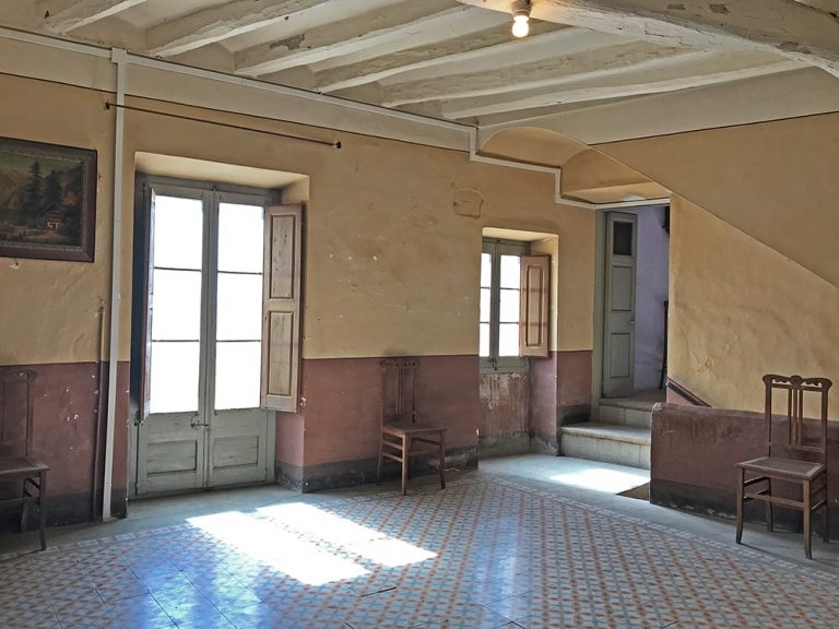MASIA LA BISBAL SALA min 1 768x576
