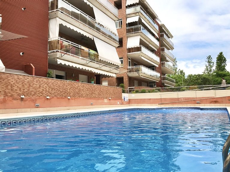 PISO SALOU PISCINA3 min 768x576